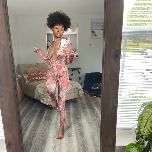 Multicolored Multicultural Long Sleeved Full Bodysuit Jumpsuit - Picture 2 of 10